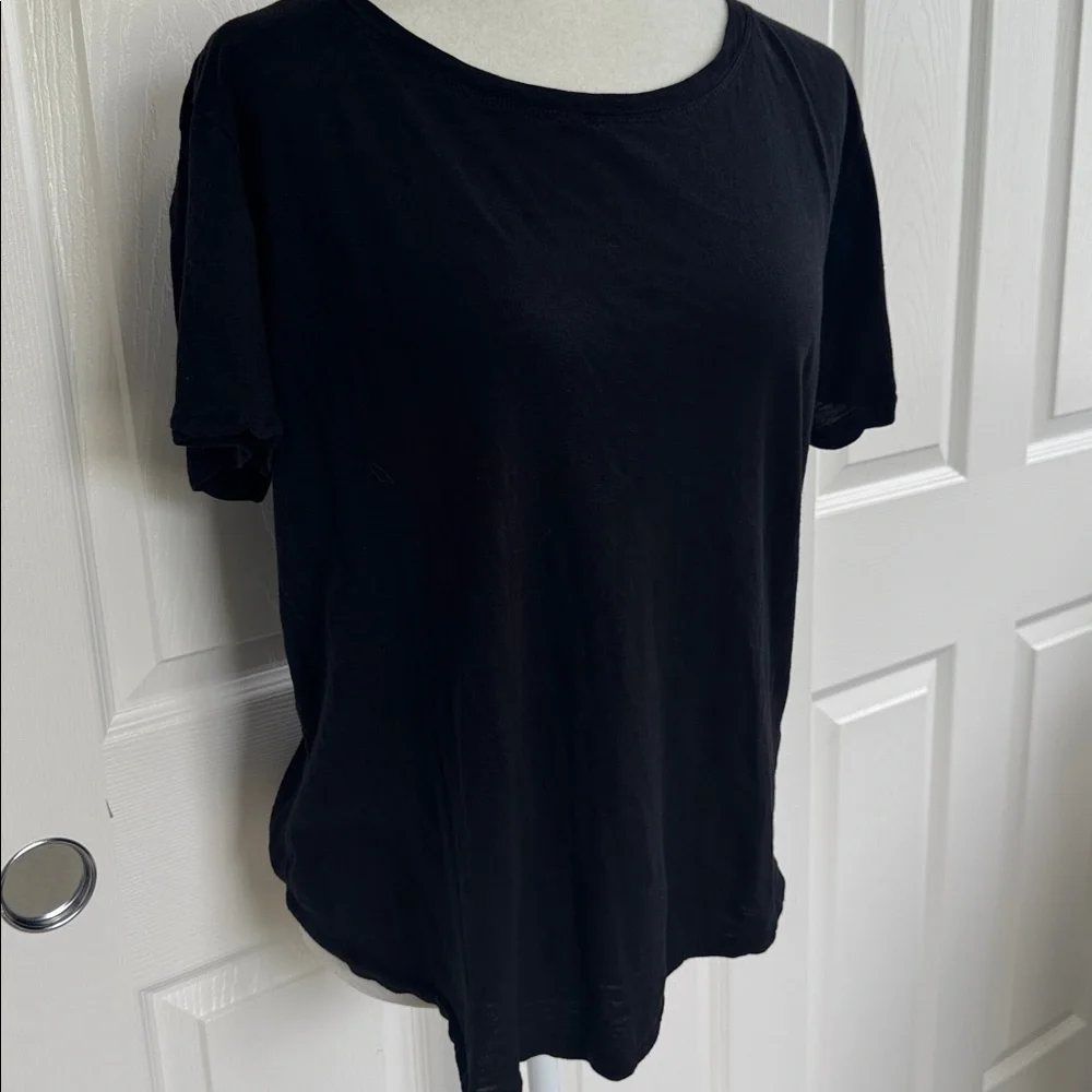 H&M Black Short Sleeve Women's Tee - Size  Medium - Picture 2 of 6